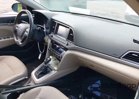 2017 Hyundai Elantra Value Edition из США, поврежденный, VIN 5NPD84LF8HH128325